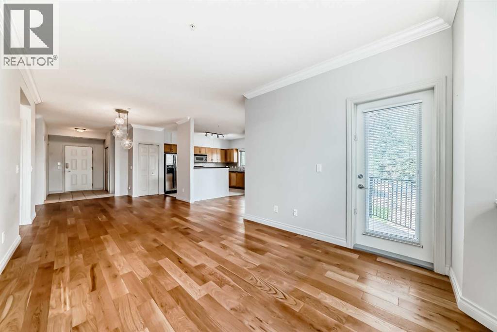 Photo 12 of 309 3810 43 Street Sw, Calgary AB