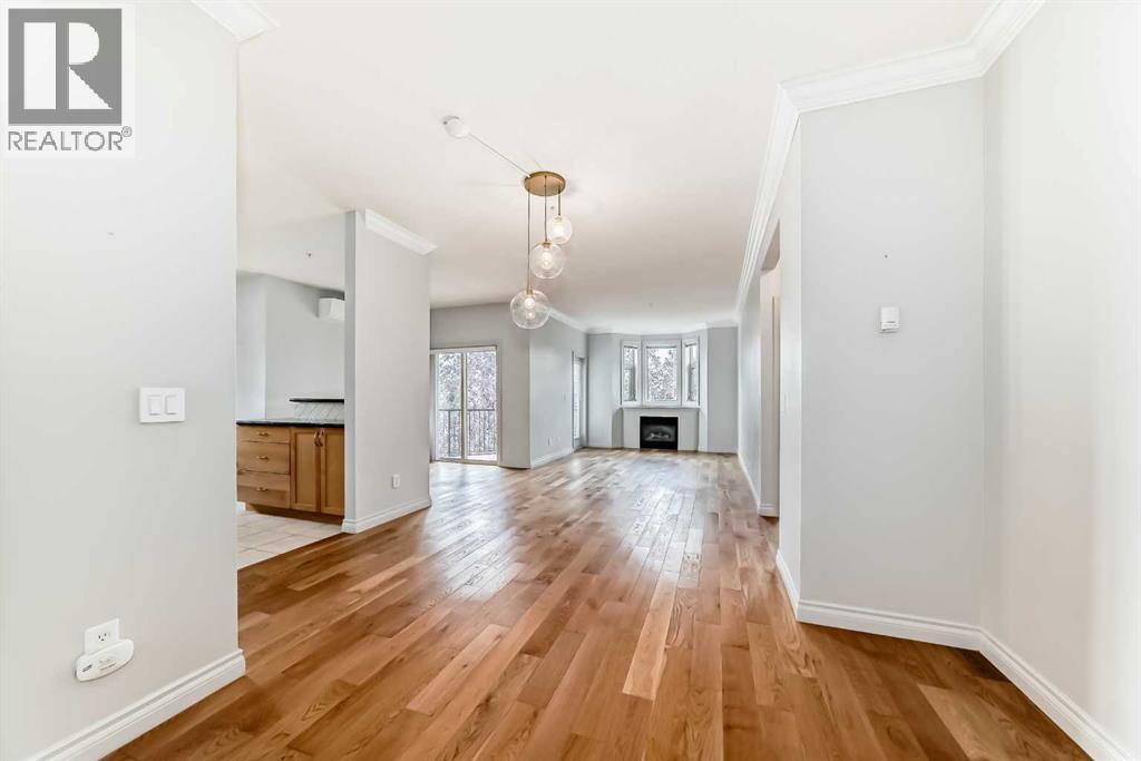 Photo 9 of 309 3810 43 Street Sw, Calgary AB