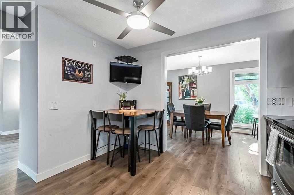 Single Family House 4 Level for Sale in  Beaconsfield Way NW Beddington Heights Calgary 