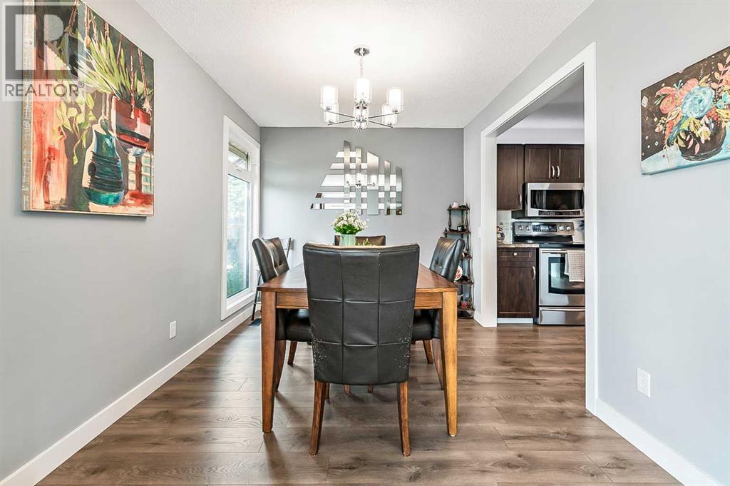 Single Family House 4 Level for Sale in  Beaconsfield Way NW Beddington Heights Calgary 