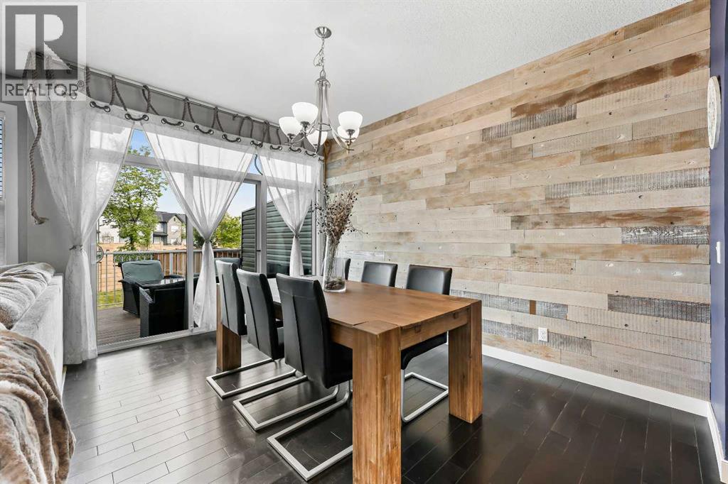 Photo 16 of 49 Evansglen Mews Nw, Calgary AB