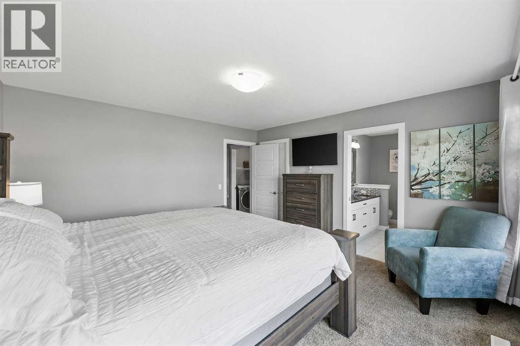 Photo 26 of 49 Evansglen Mews Nw, Calgary AB