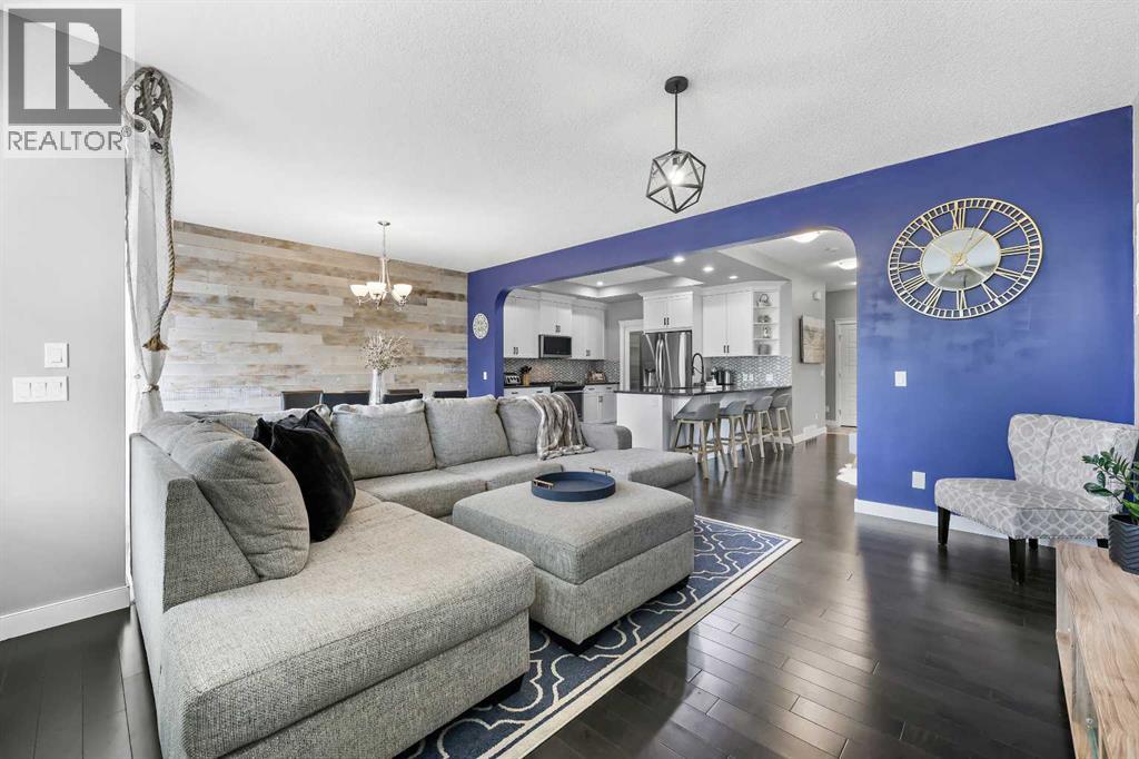 Photo 7 of 49 Evansglen Mews Nw, Calgary AB