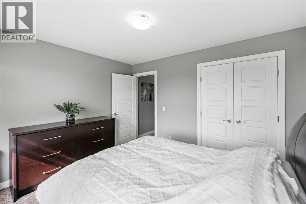 Photo 31 of 49 Evansglen Mews Nw, Calgary AB