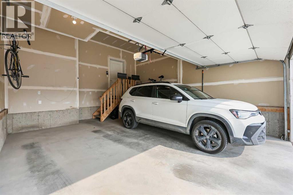 Photo 44 of 49 Evansglen Mews Nw, Calgary AB