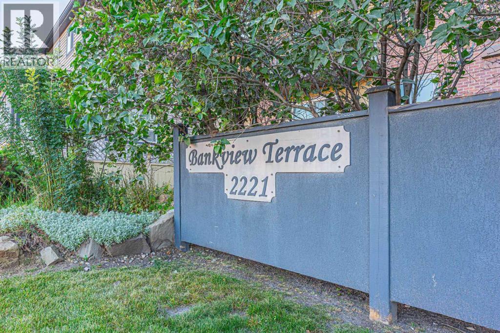Photo 2 of 204 2221 14 Street Sw, Calgary AB