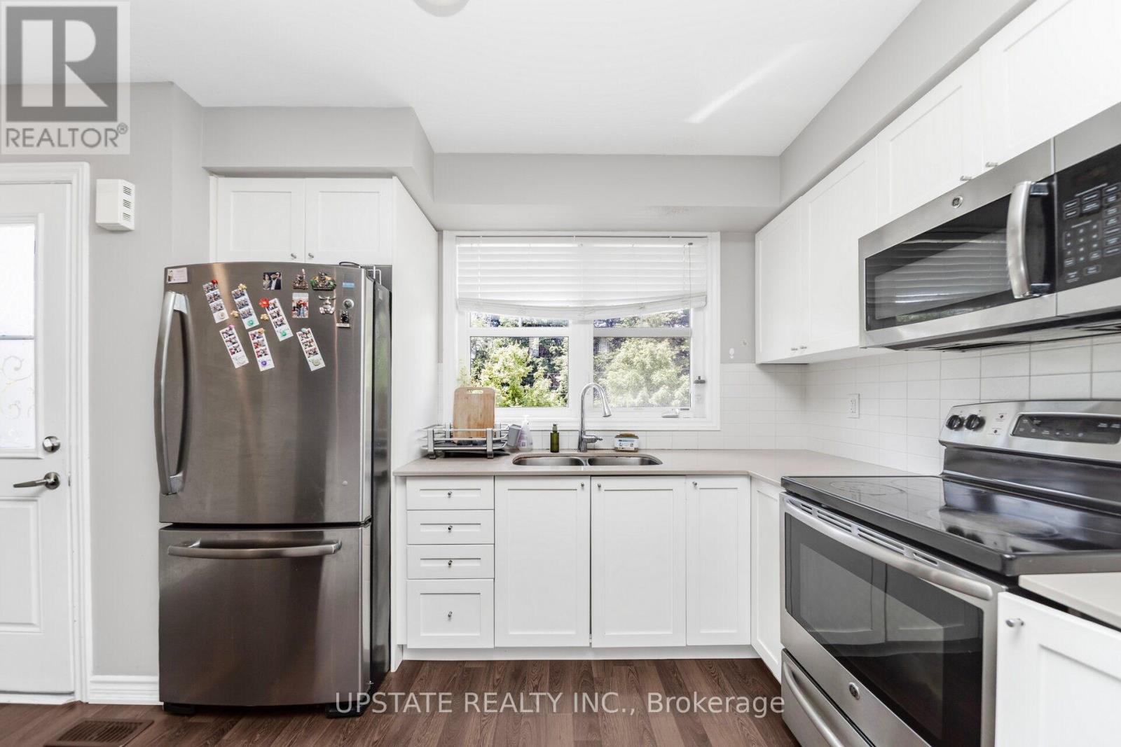 Photo 10 of 83 701 Homer Watson Boulevard, Waterloo ON