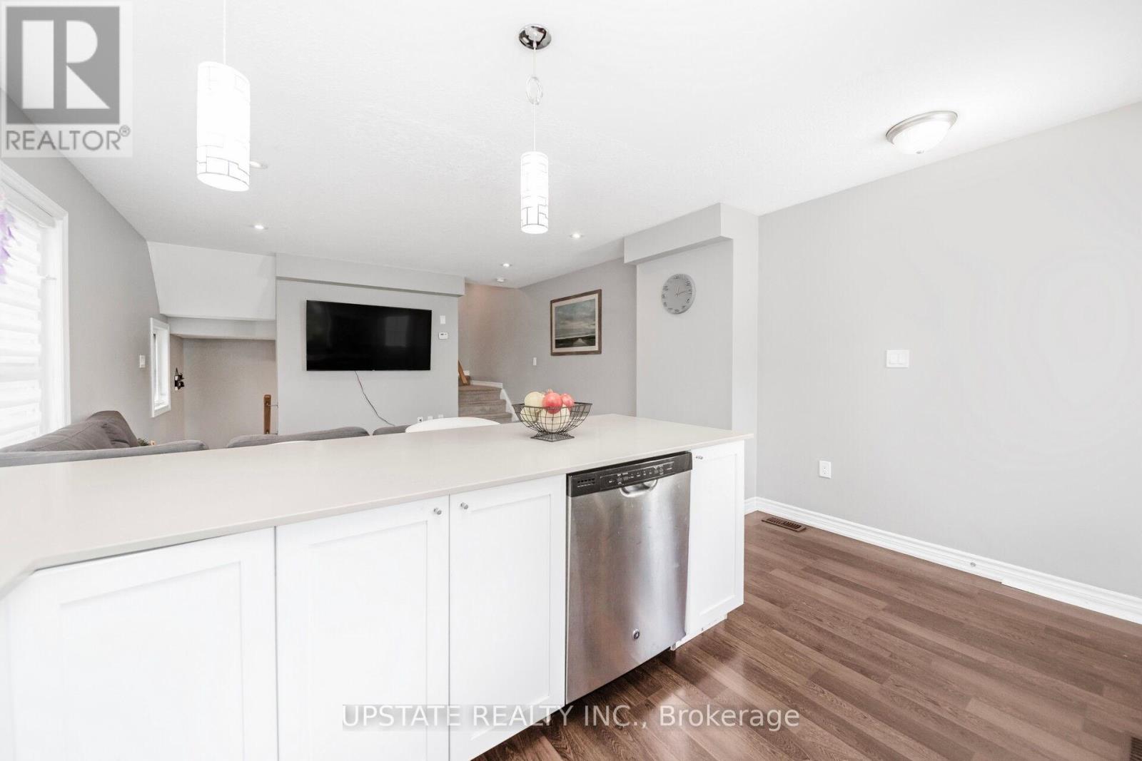 Photo 9 of 83 701 Homer Watson Boulevard, Waterloo ON