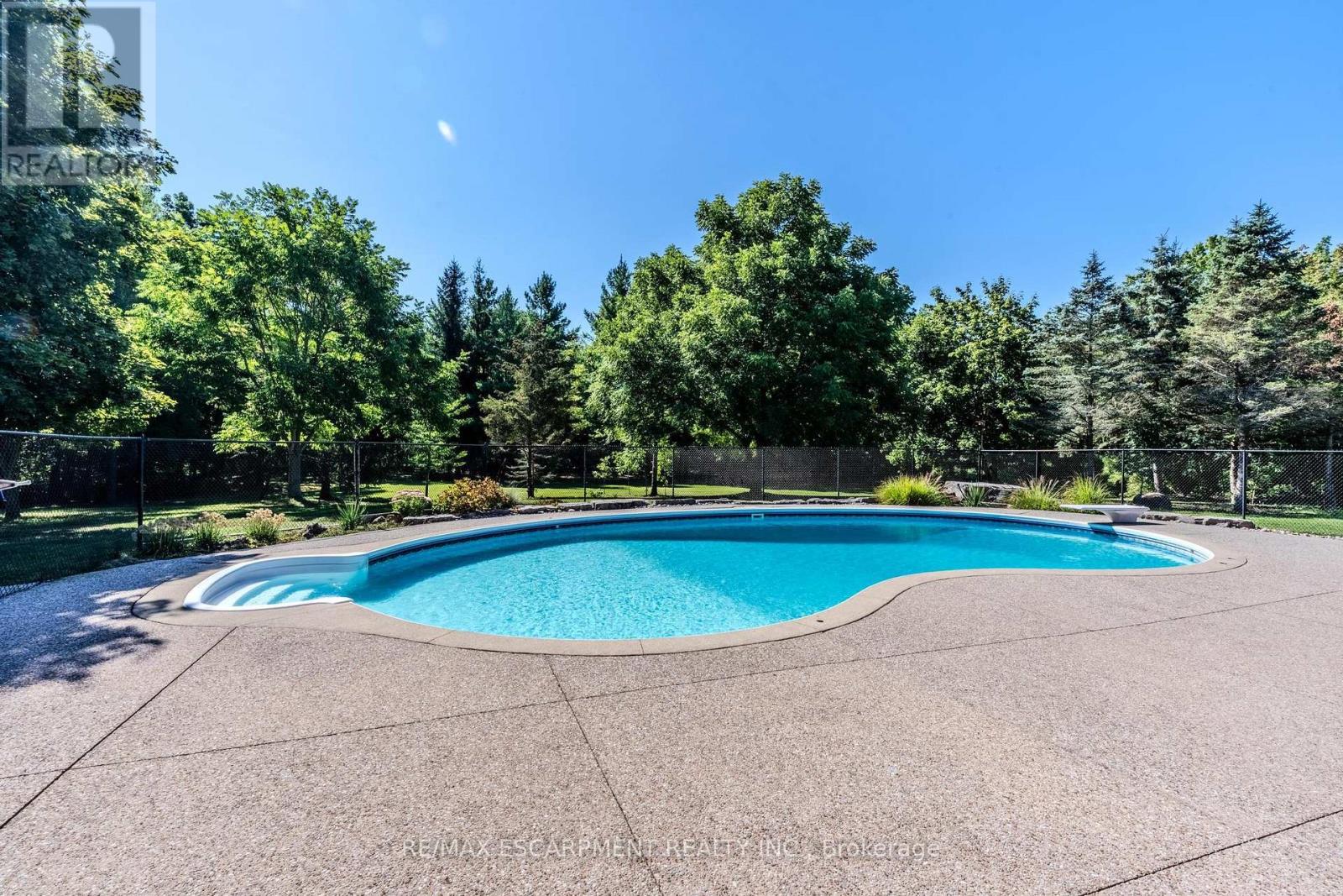 Photo 10 of 4165 Kirk Road, Hamilton ON