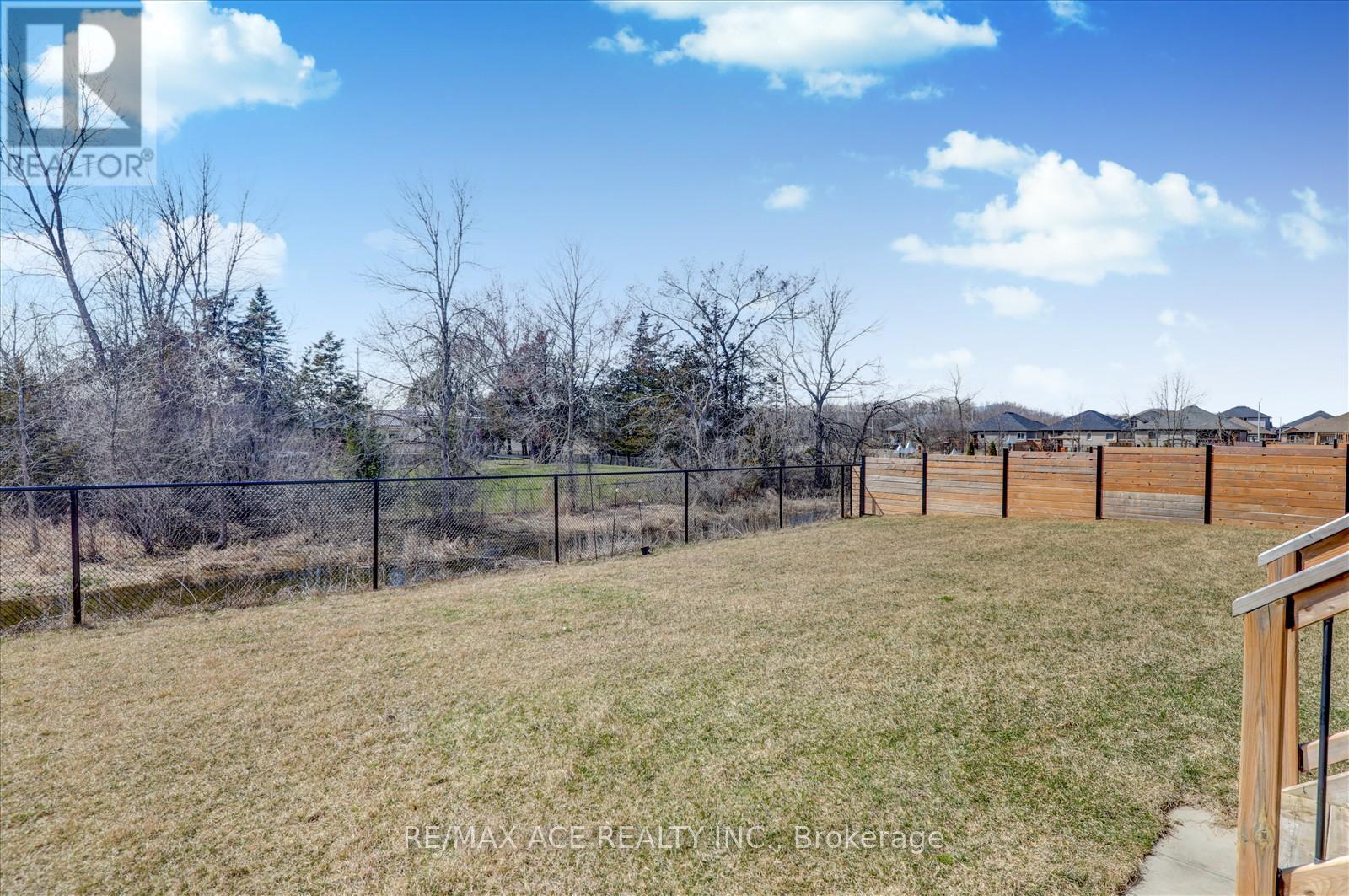 Photo 25 of 49 Covington Crescent, Belleville ON