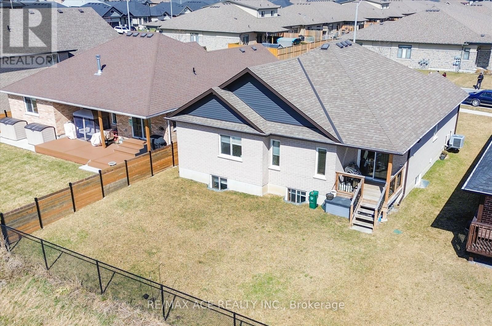 Photo 26 of 49 Covington Crescent, Belleville ON