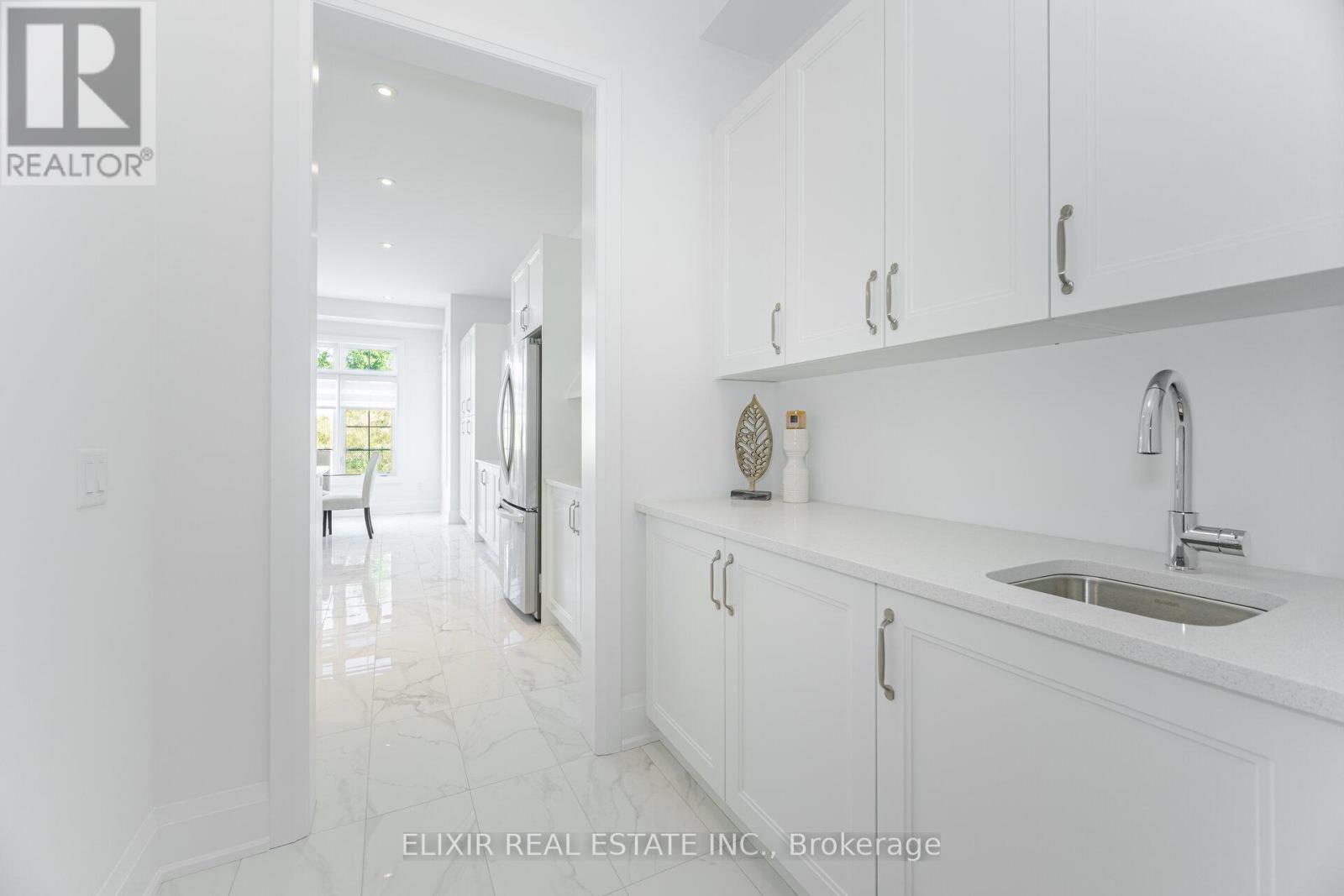 Photo 23 of 33 Sculpture Garden Lane, Vaughan ON