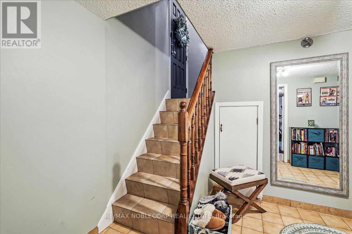 Photo 26 of 65 Exbury Road, Toronto ON