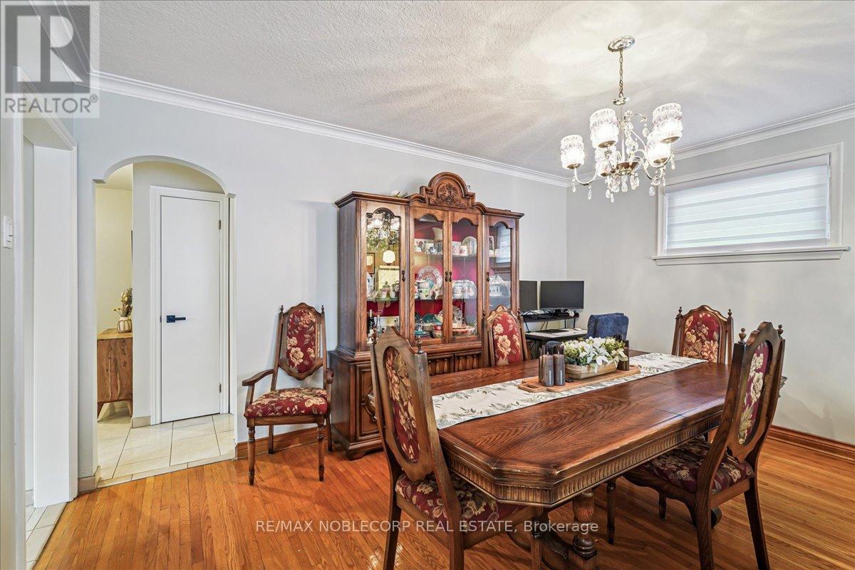 Photo 10 of 65 Exbury Road, Toronto ON