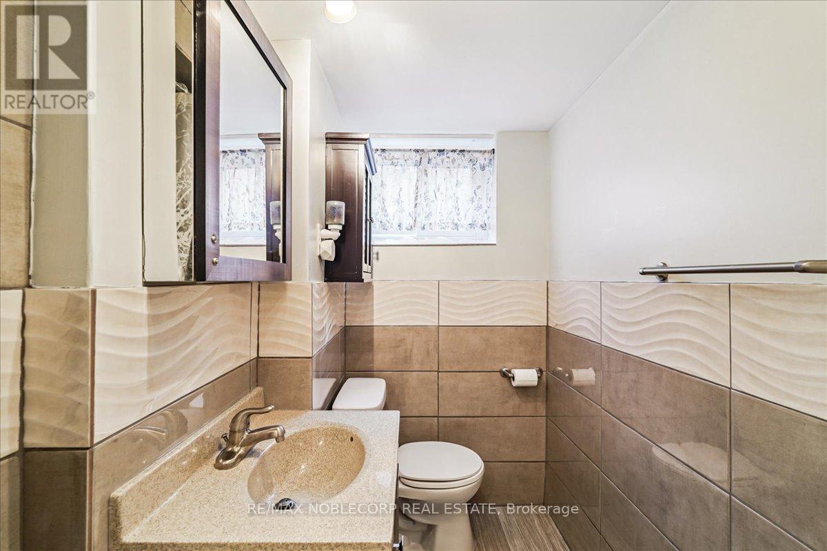 Photo 37 of 65 Exbury Road, Toronto ON