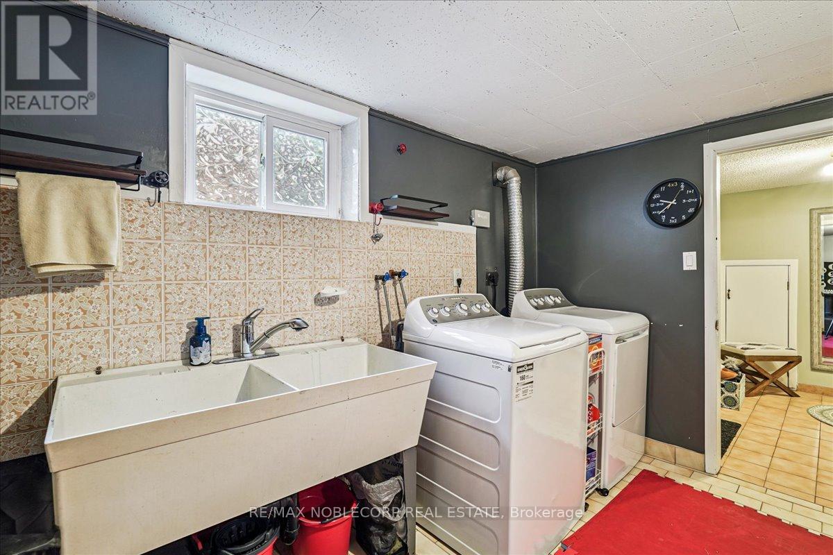 Photo 28 of 65 Exbury Road, Toronto ON
