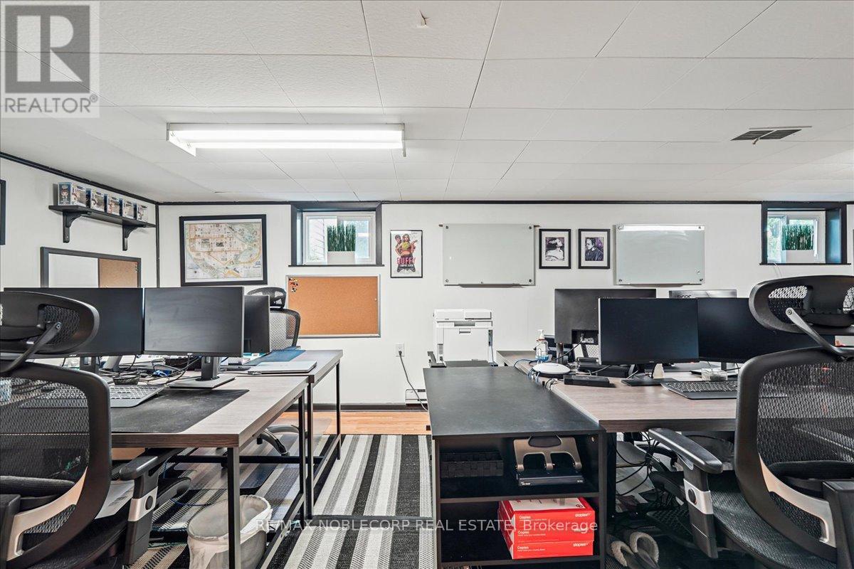 Photo 33 of 65 Exbury Road, Toronto ON