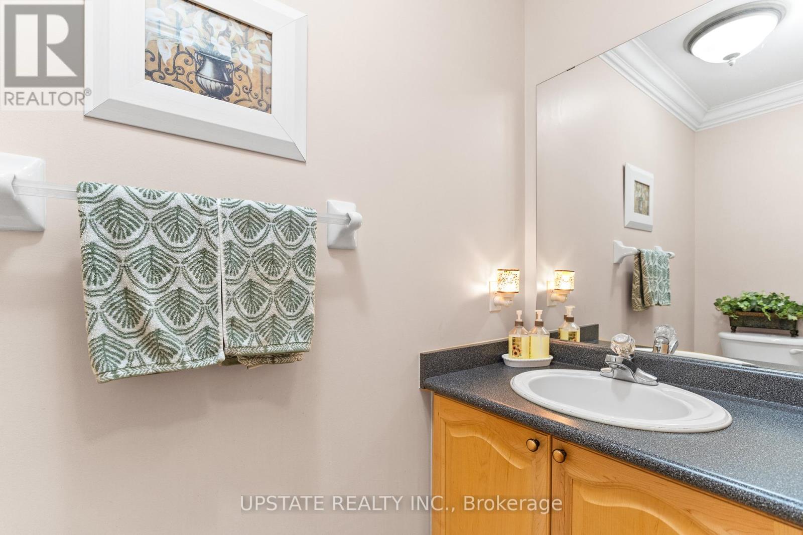 Photo 16 of 6 Bowsfield Drive, Brampton ON