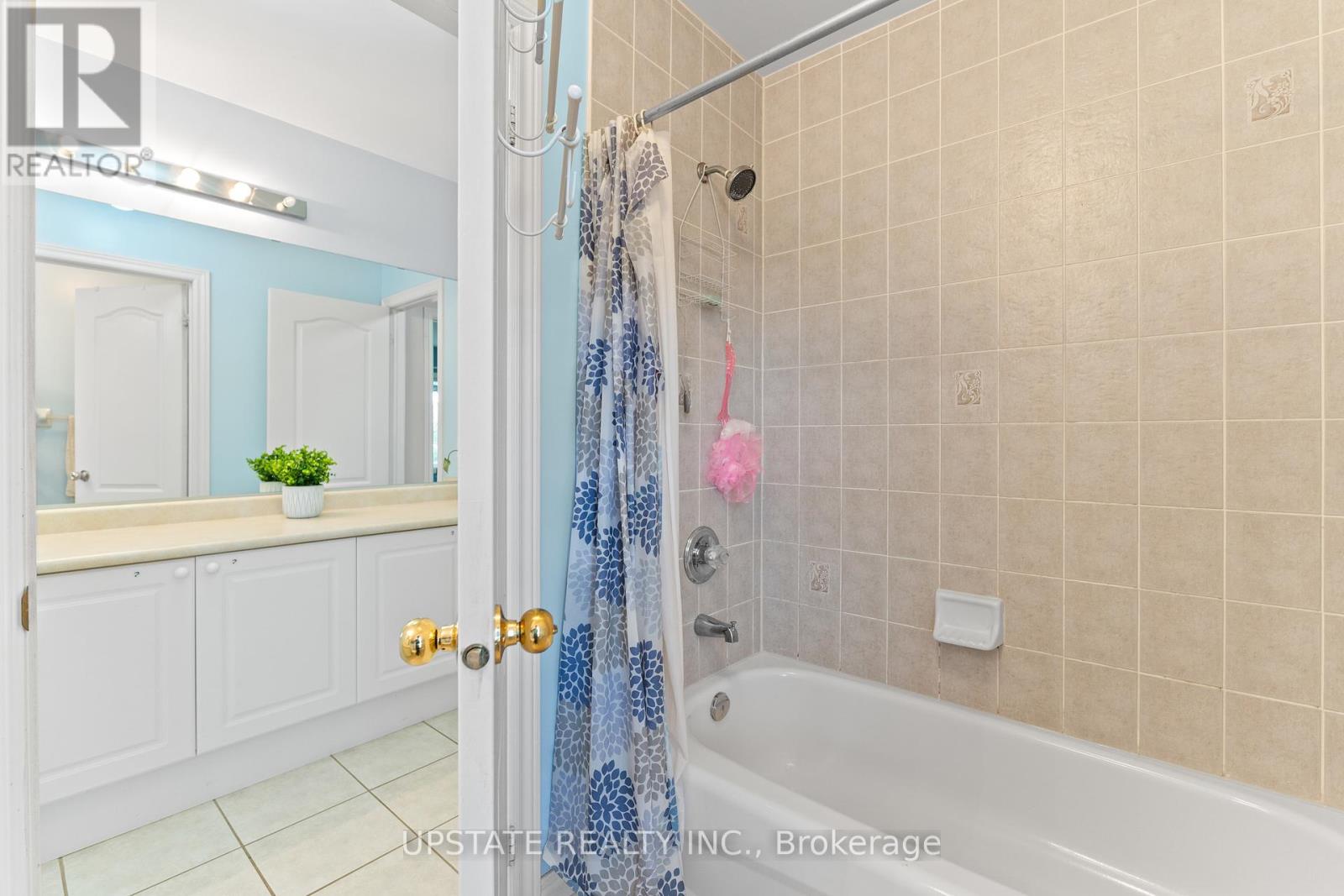 Photo 30 of 6 Bowsfield Drive, Brampton ON