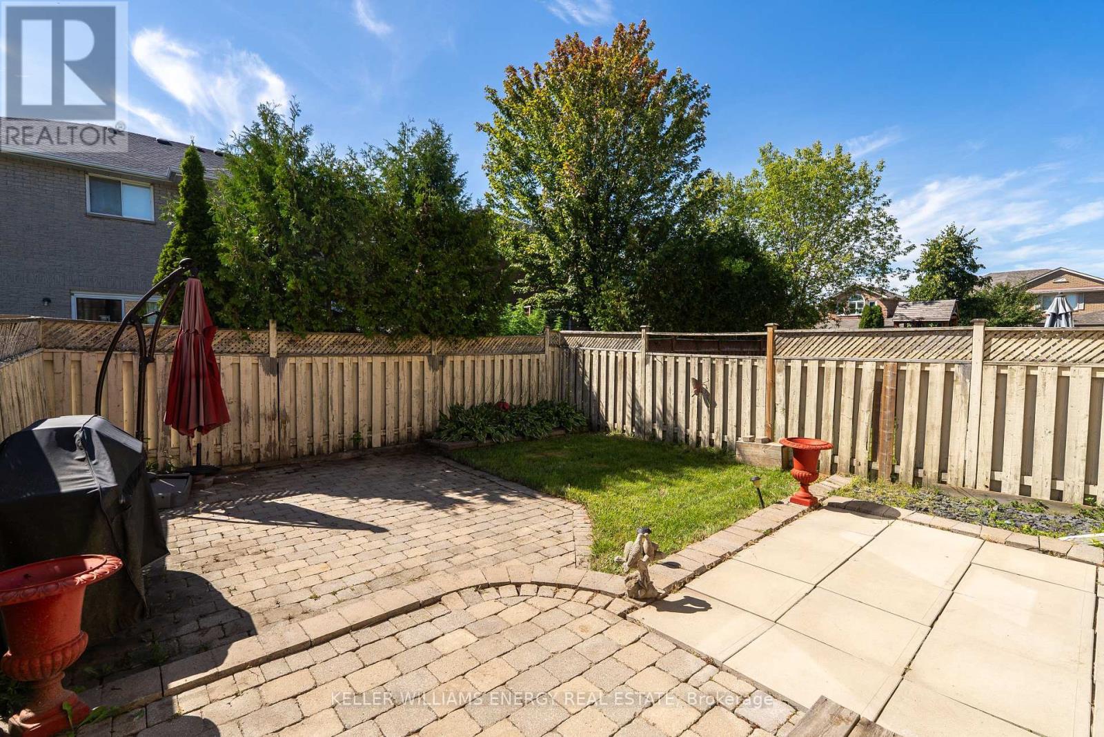 Photo 42 of 22 Short Crescent, Clarington ON