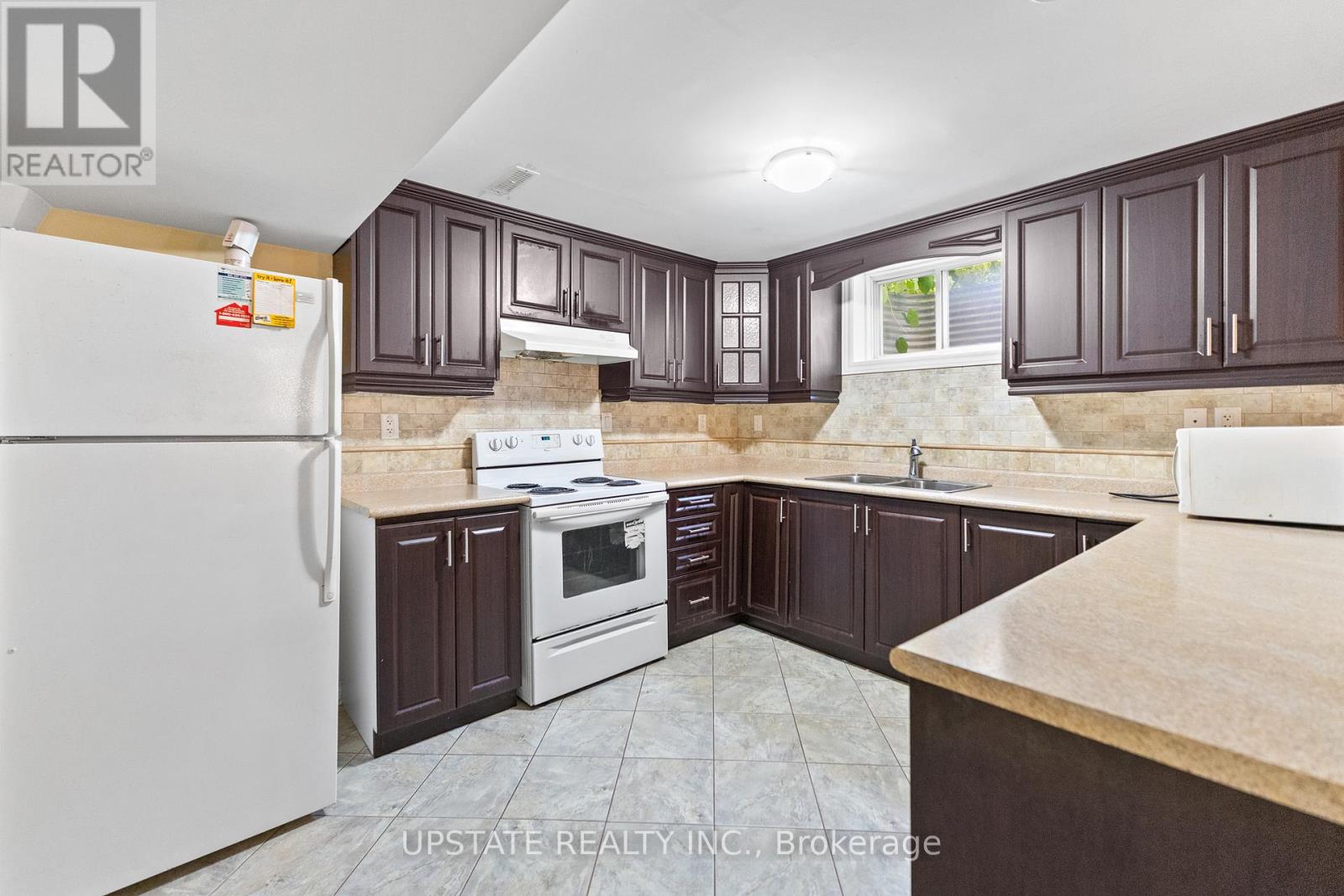 Photo 36 of 6 Bowsfield Drive, Brampton ON