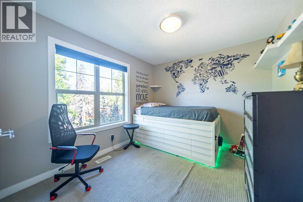 Photo 19 of 3524 41 Street Sw, Calgary AB
