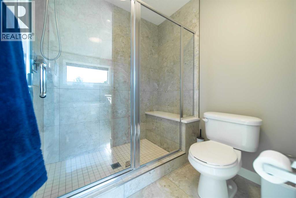 Photo 27 of 3524 41 Street Sw, Calgary AB