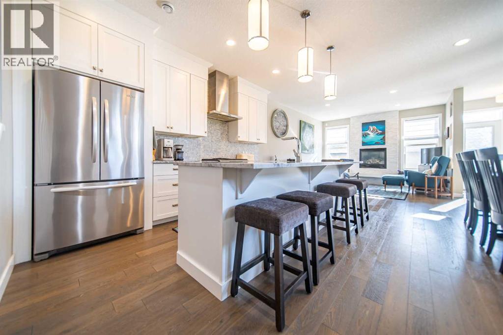 Photo 7 of 3524 41 Street Sw, Calgary AB