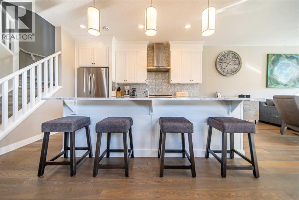 Photo 8 of 3524 41 Street Sw, Calgary AB