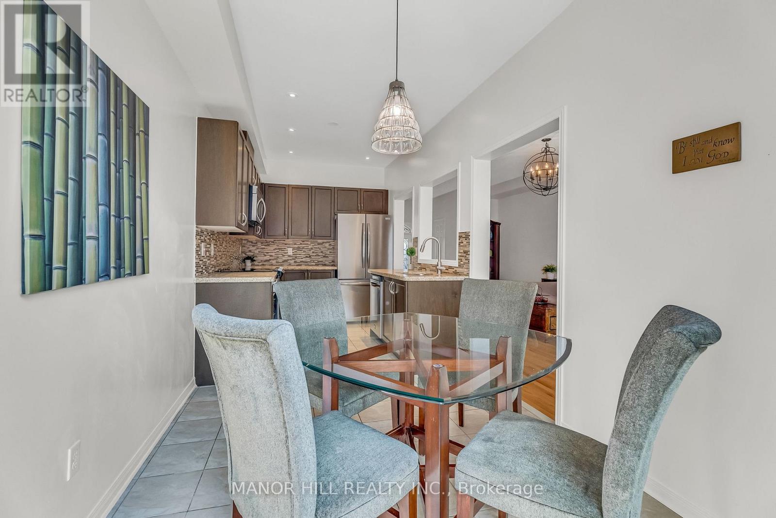 Photo 23 of 58 Big Hill Crescent, Vaughan ON