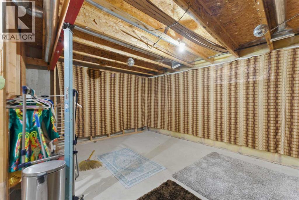 Photo 22 of 206 Coral Cove Ne, Calgary AB