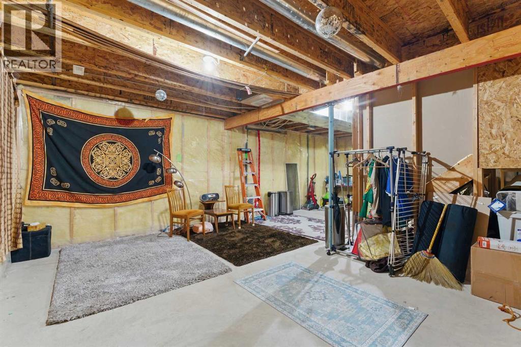 Photo 24 of 206 Coral Cove Ne, Calgary AB