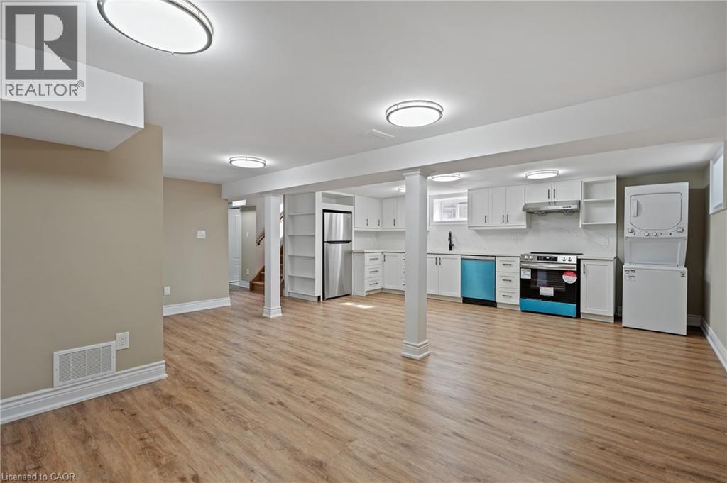 Photo 10 of 28 Dale Avenue Unit 2, Hamilton ON