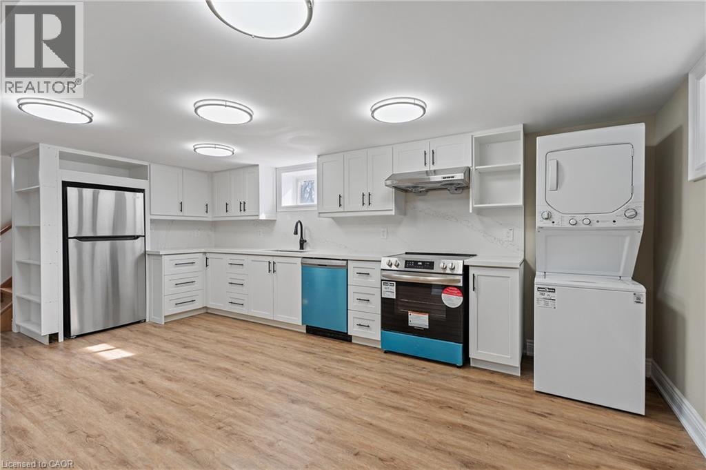 Photo 7 of 28 Dale Avenue Unit 2, Hamilton ON