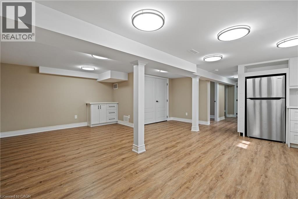 Photo 8 of 28 Dale Avenue Unit 2, Hamilton ON
