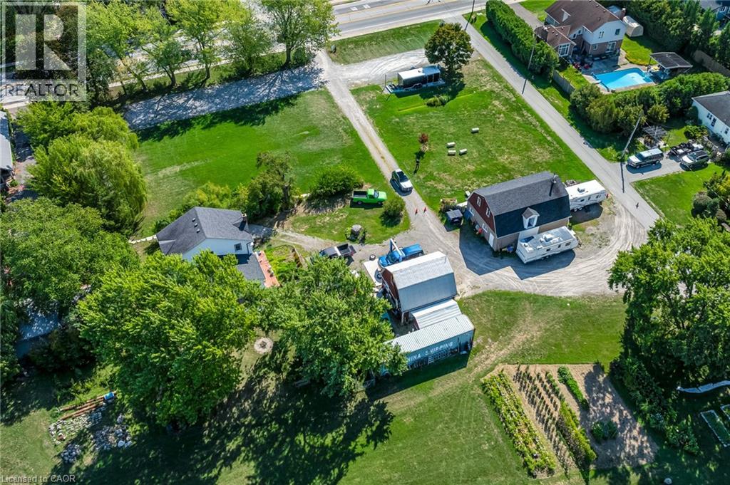 Photo 5 of 4016 Victoria Avenue, Vineland ON