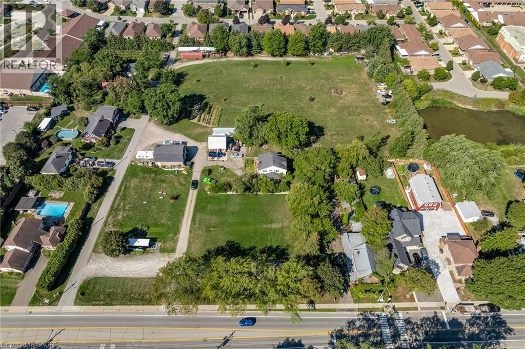 Photo 11 of 4018 Victoria Avenue, Vineland ON