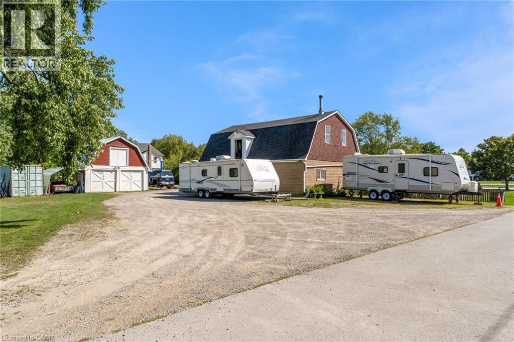 Photo 15 of 4018 Victoria Avenue, Vineland ON