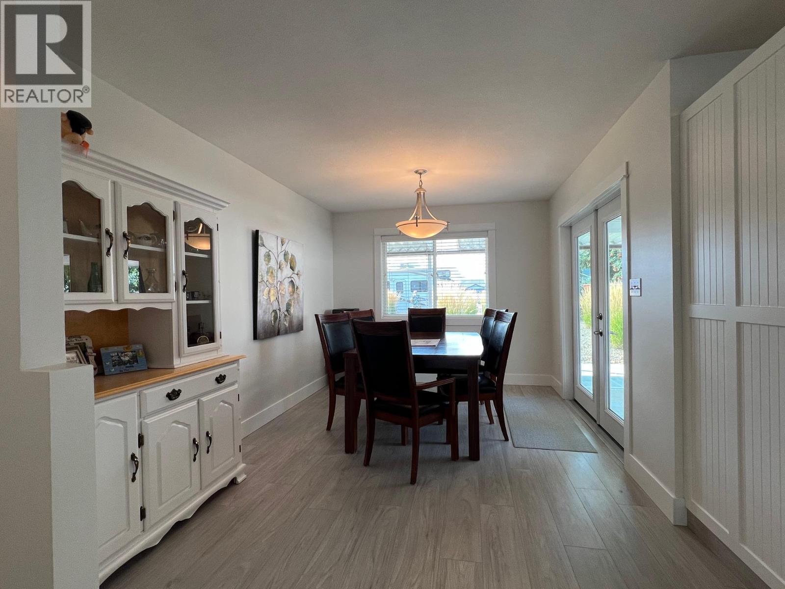 Photo 11 of 821 8th Avenue, Vernon BC