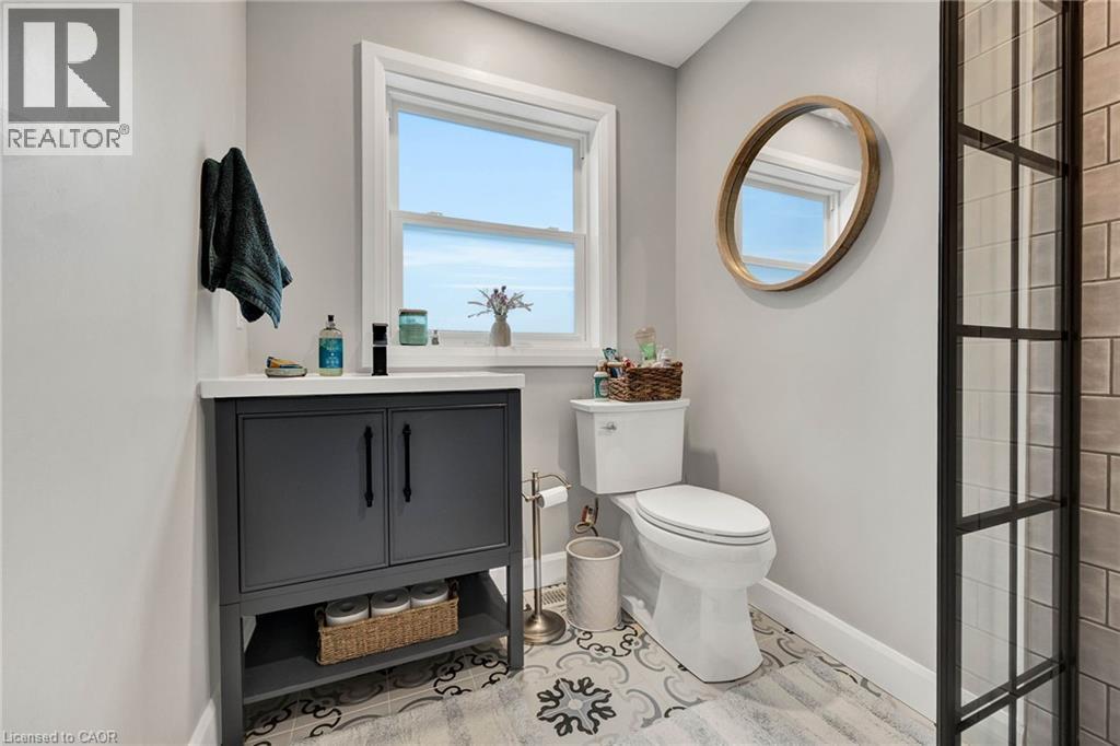 Photo 24 of 604 Guelph Street, Kitchener ON