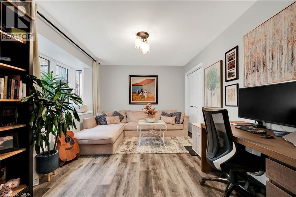 Photo 14 of 604 Guelph Street, Kitchener ON