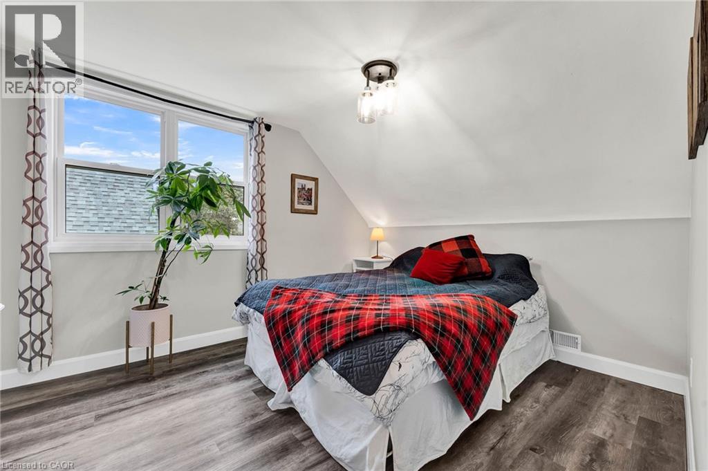 Photo 22 of 604 Guelph Street, Kitchener ON