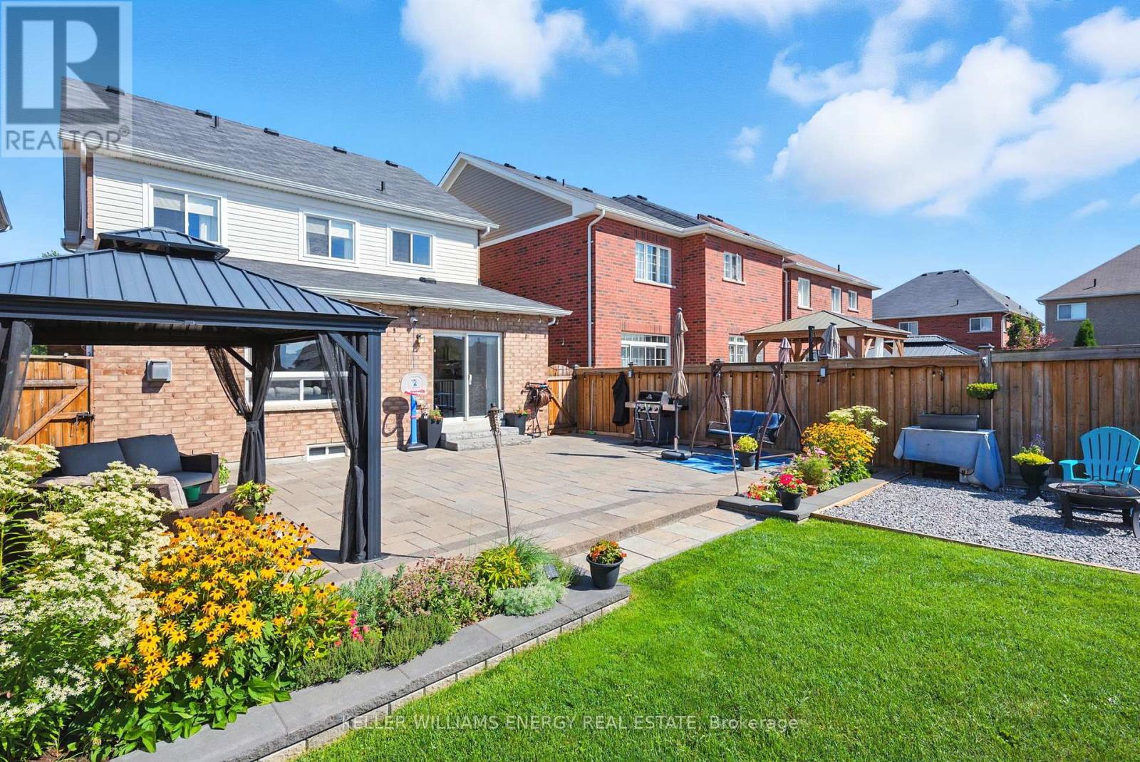 Photo 29 of 1990 Hunking Drive, Oshawa ON