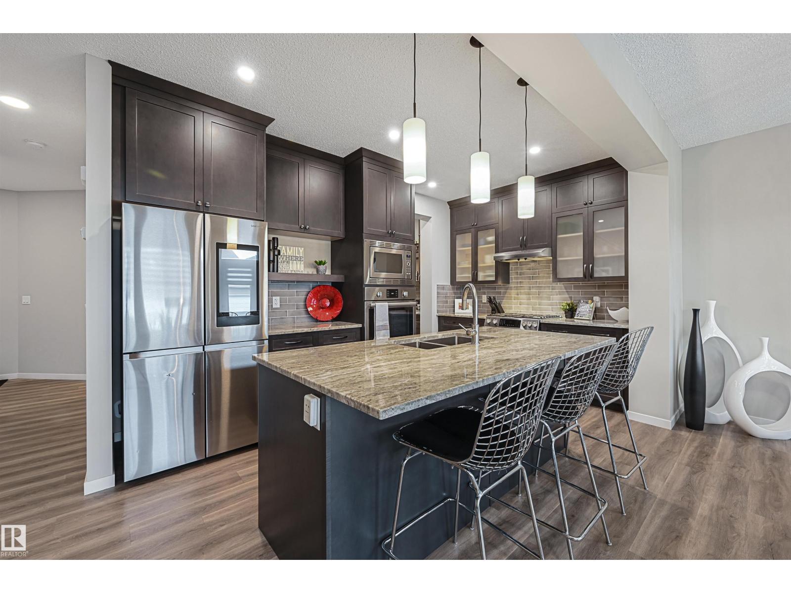 Photo 9 of 1914 159 St Sw, Edmonton AB