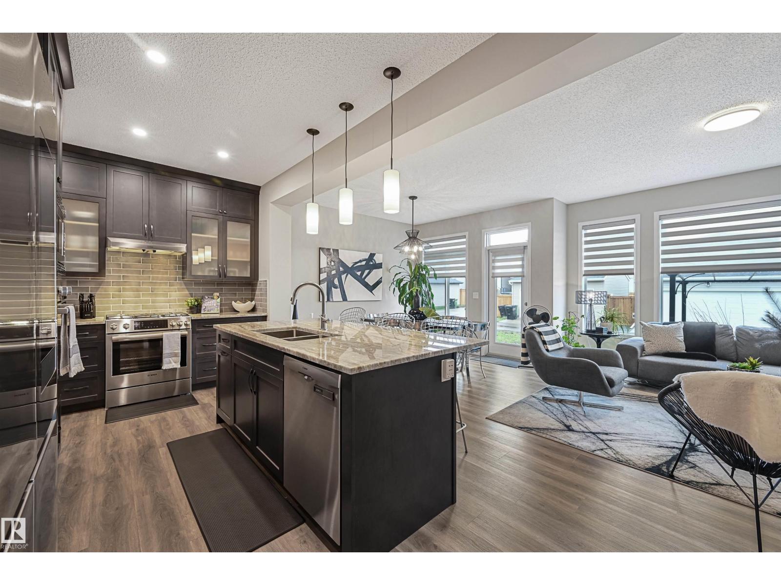 Photo 6 of 1914 159 St Sw, Edmonton AB