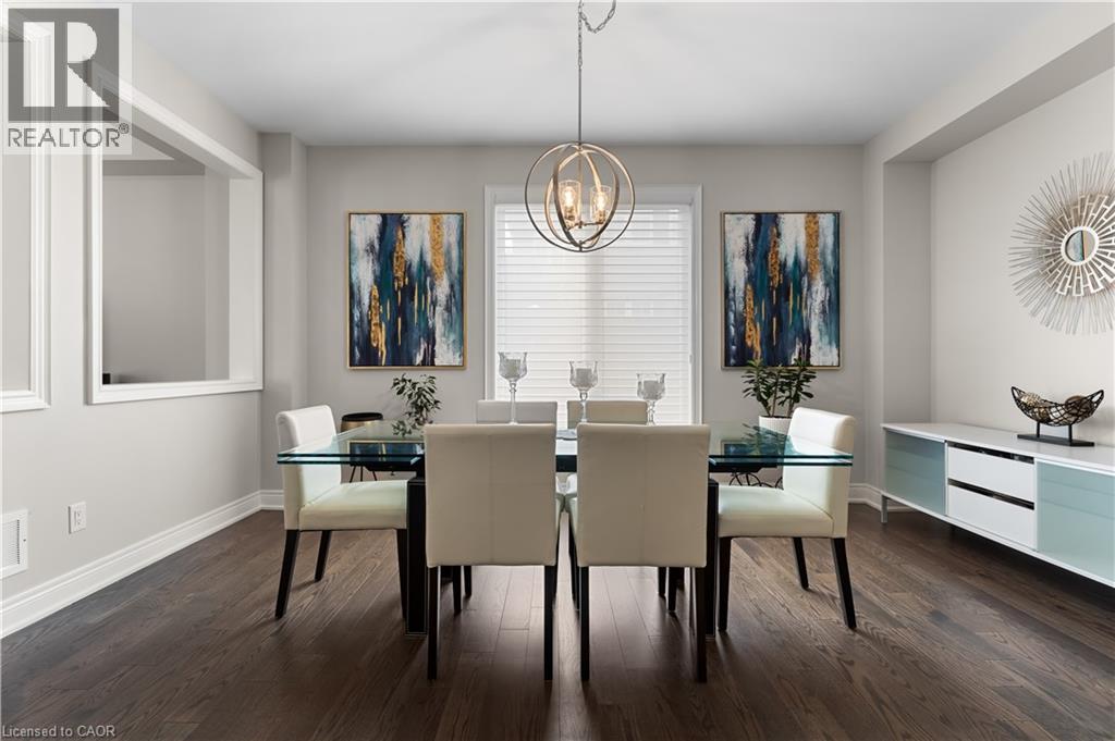 Photo 9 of 129 Fingland Crescent, Waterdown ON