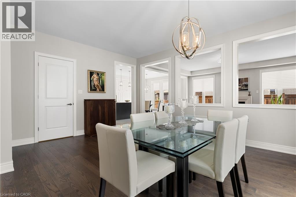 Photo 10 of 129 Fingland Crescent, Waterdown ON