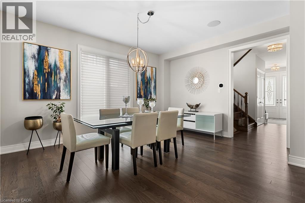 Photo 8 of 129 Fingland Crescent, Waterdown ON