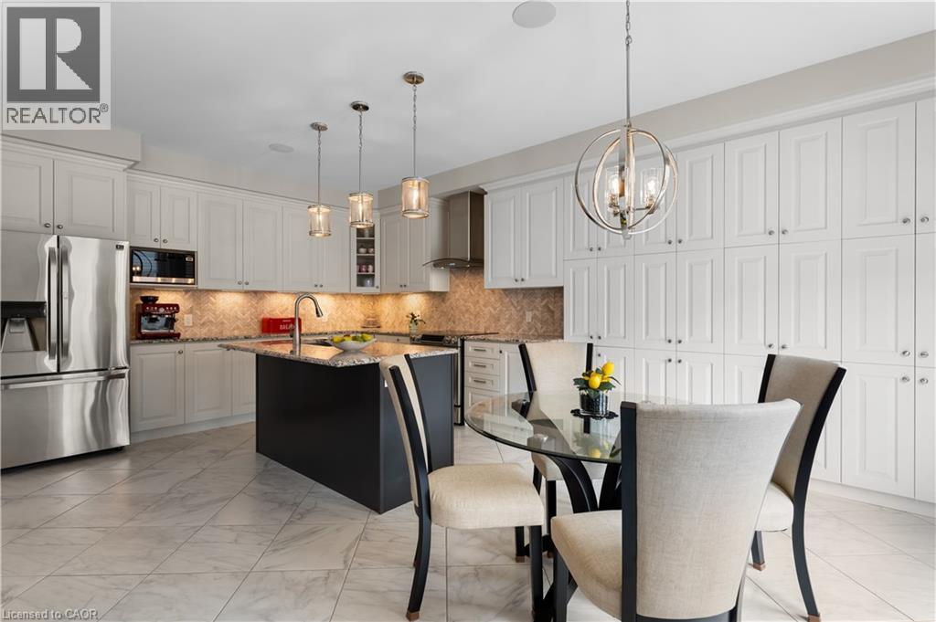 Photo 19 of 129 Fingland Crescent, Waterdown ON