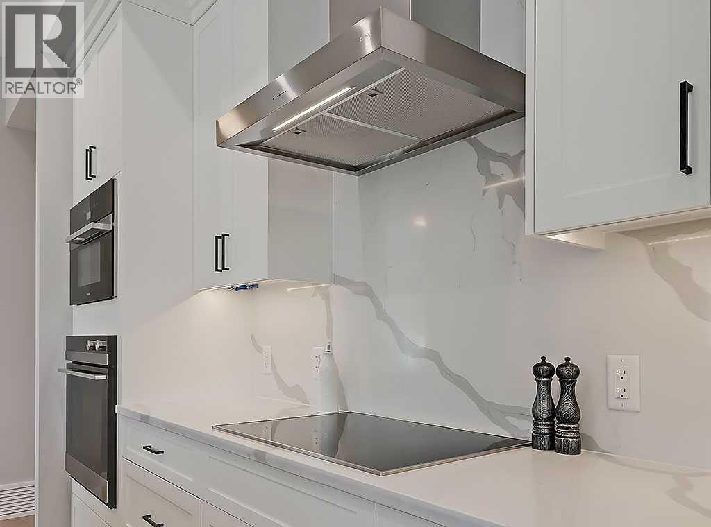 Photo 9 of 201 135 Lebel Crescent Nw, Calgary AB